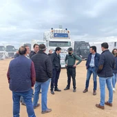 Los transportistas en paro junto al alcalde de Bolaños Los transportistas en paro junto al alcalde de Bolaños