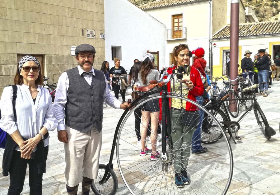 Miguel Terol, presidente de La Carbonilla, "Una jornada para salir a pasear con las bicicletas antiguas" Miguel Terol, presidente de La Carbonilla, "Una jornada para salir a pasear con las bicicletas antiguas"