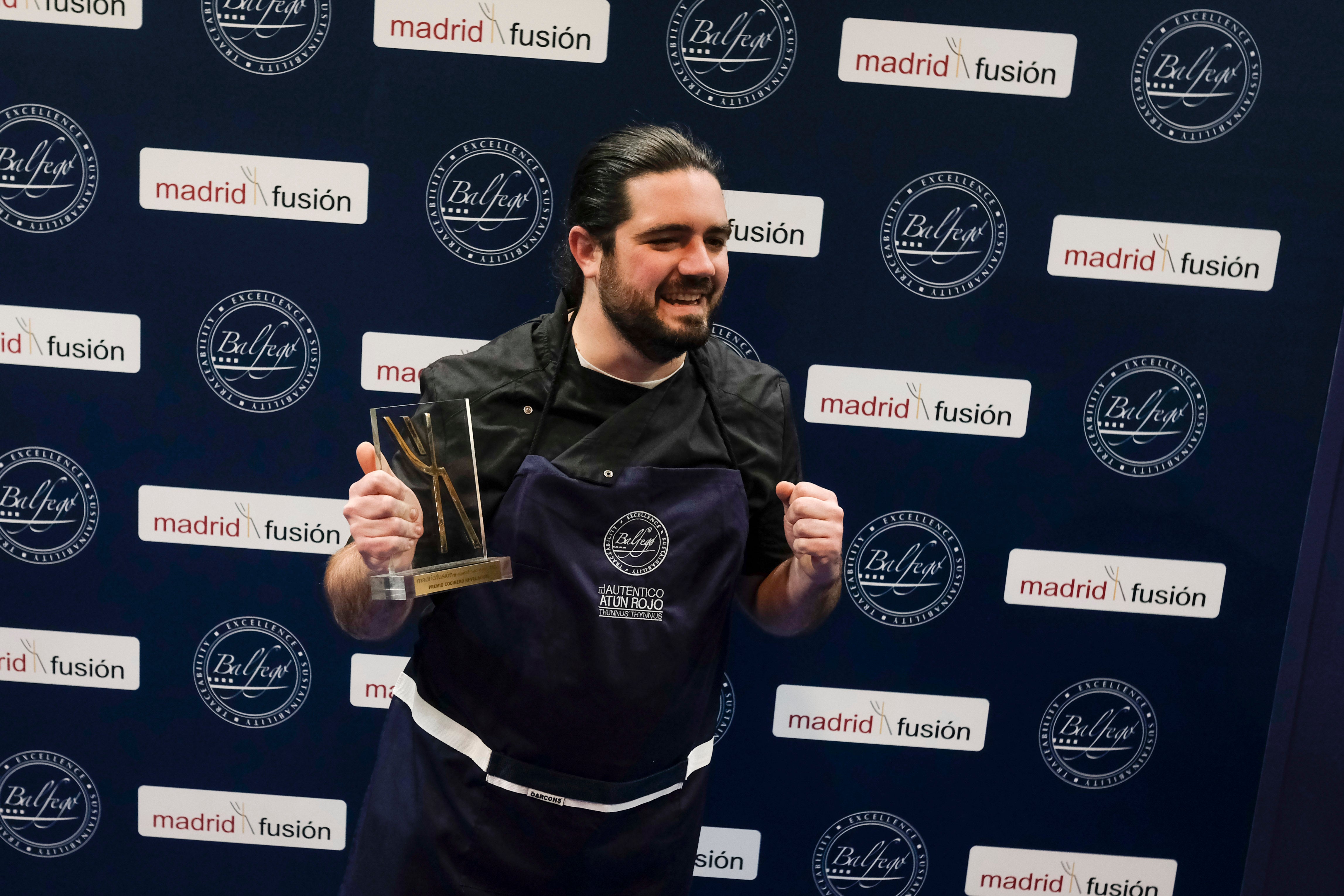 Pedro Aguilera, cocinero revelación 2022: "Seguiremos poniendo en valor el producto de cercanía" Pedro Aguilera, cocinero revelación 2022: "Seguiremos poniendo en valor el producto de cercanía"