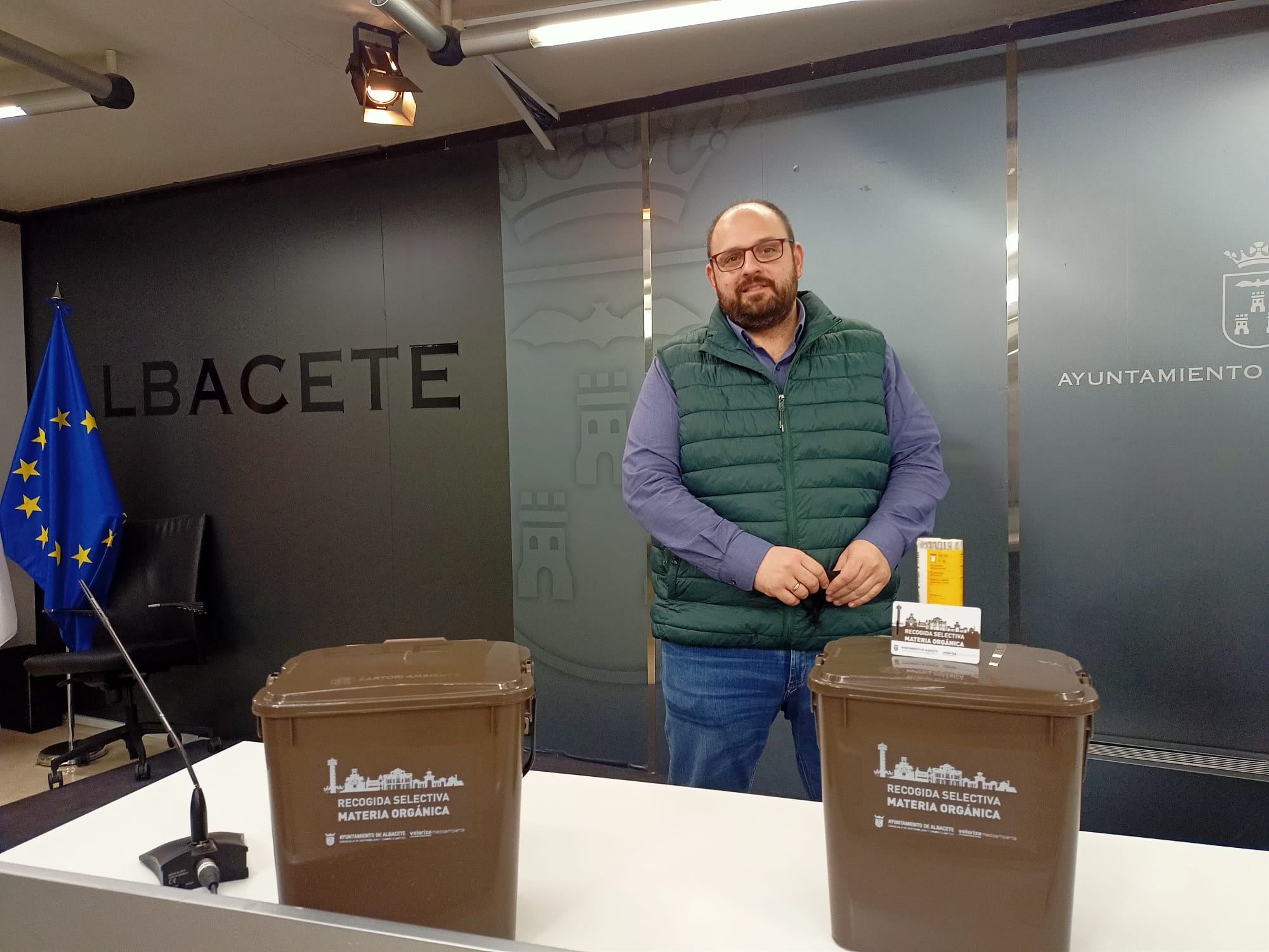 Albacete amplía en 47 unidades más los contenedores marrones para desechos orgánicos Albacete amplía en 47 unidades más los contenedores marrones para desechos orgánicos