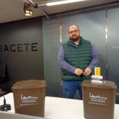 Julián Ramón, concejal de Medio Ambiente y Sostenibilidad, anunció la ampliación de contenedores marrones de reciclaje