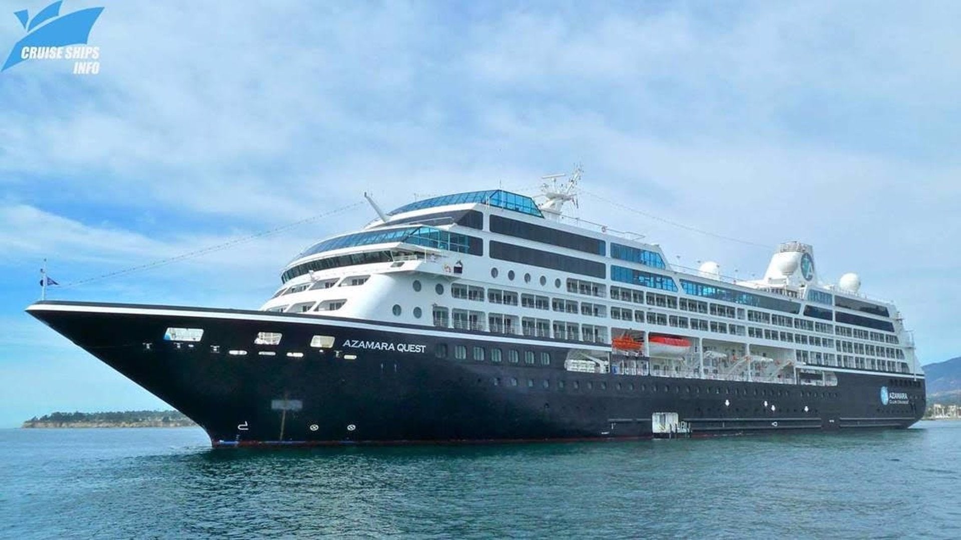 El crucero 'Azamara Quest' hace este jueves su primera escala en Almería El crucero 'Azamara Quest' hace este jueves su primera escala en Almería