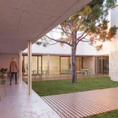 Comienzan las obras para convertir las antiguas casas de los maestros en Hogar del Pensionista Comienzan las obras para convertir las antiguas casas de los maestros en Hogar del Pensionista