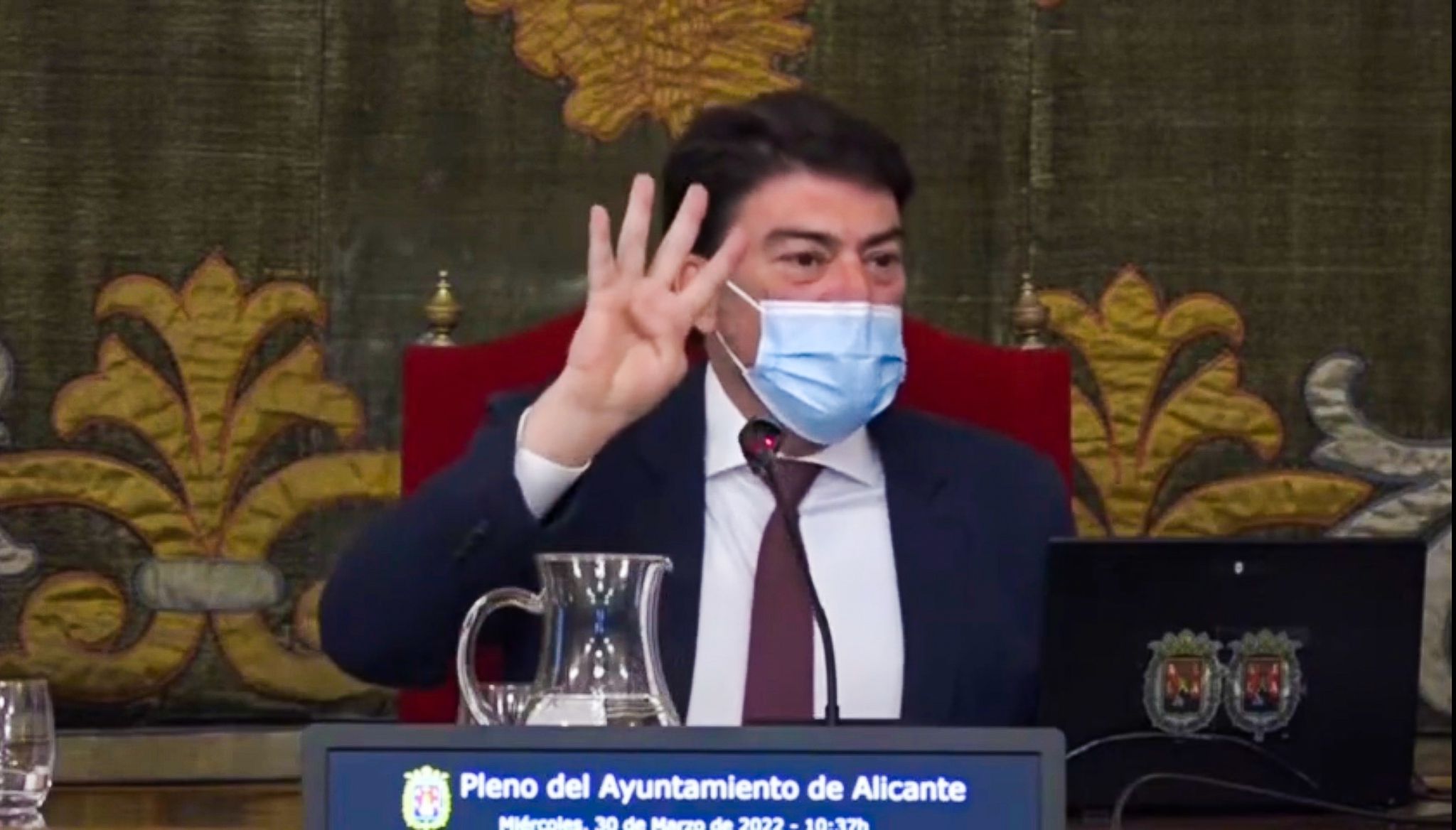 Barcala estudia la suspensión cautelar de las oposiciones a la policía local de Alicante Barcala estudia la suspensión cautelar de las oposiciones a la policía local de Alicante