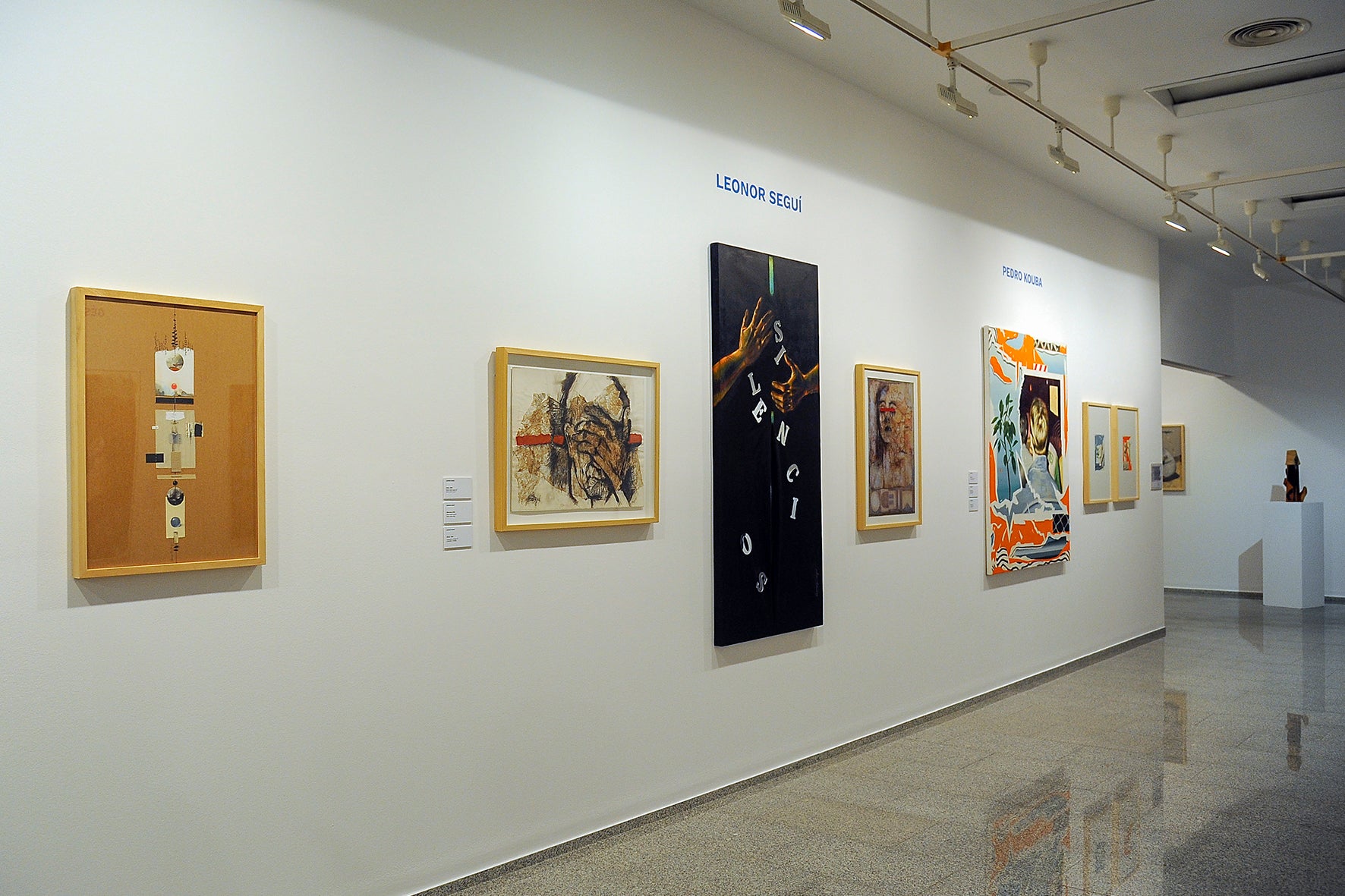 La Fundación Bancaja y el Ayuntamiento de Sagunto muestran el trabajo de 32 artistas de Sagunto La Fundación Bancaja y el Ayuntamiento de Sagunto muestran el trabajo de 32 artistas de Sagunto