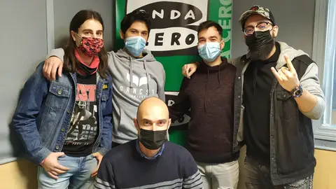 La banda alcalaína Hellboys Army presenta su nuevo disco: "2070" La banda alcalaína Hellboys Army presenta su nuevo disco: "2070"