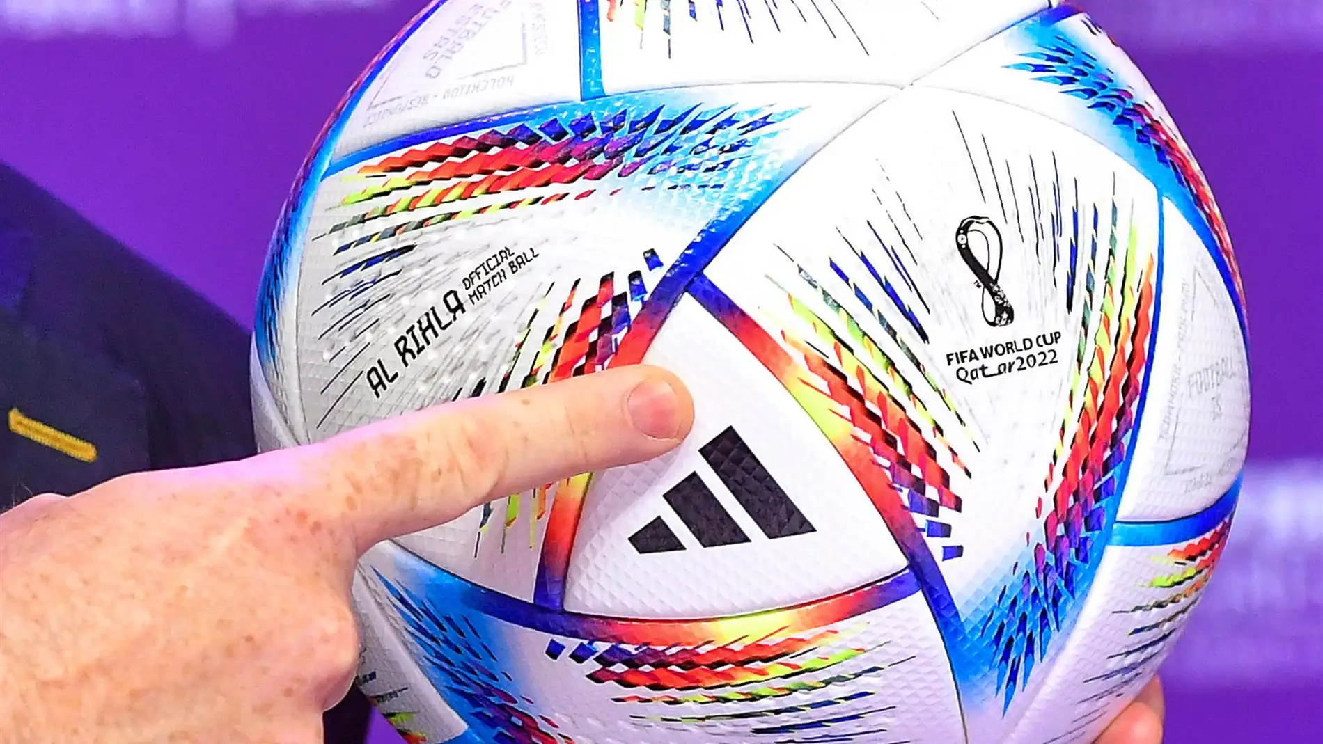 Balón del Mundial de Qatar 2022. / Efe