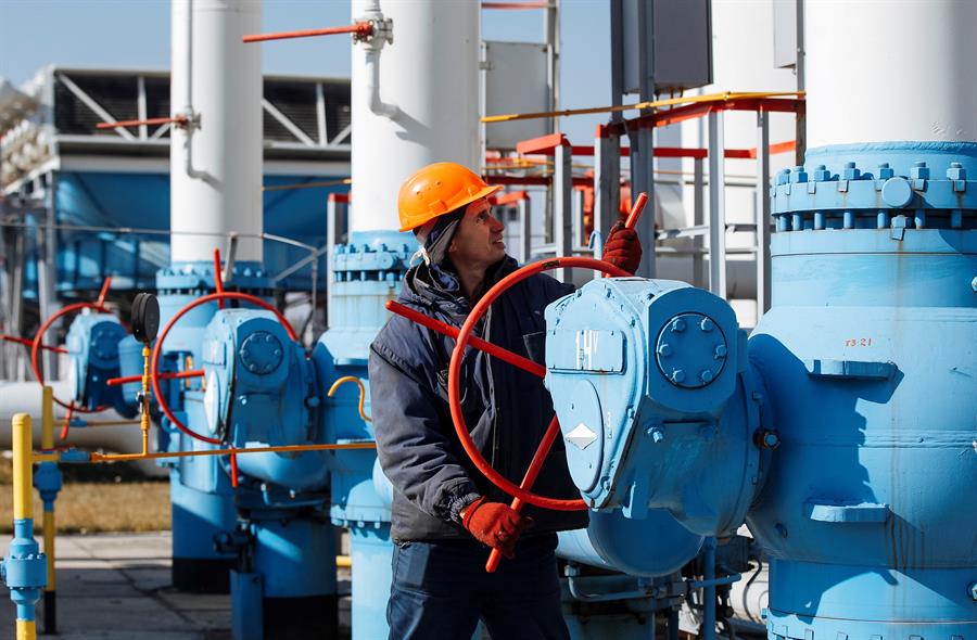 Rusia amenaza con cortar el suministro de gas a la Unión Europea si no paga en rublos Rusia amenaza con cortar el suministro de gas a la Unión Europea si no paga en rublos