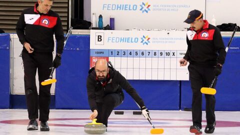 Equipo de curling del Club Hielo Jaca