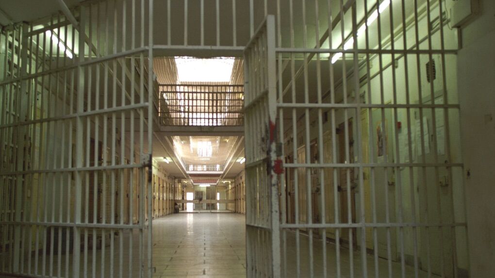 Prisión sin fianza para el anciano que mató a otro en el hospital del Nalón Prisión sin fianza para el anciano que mató a otro en el hospital del Nalón