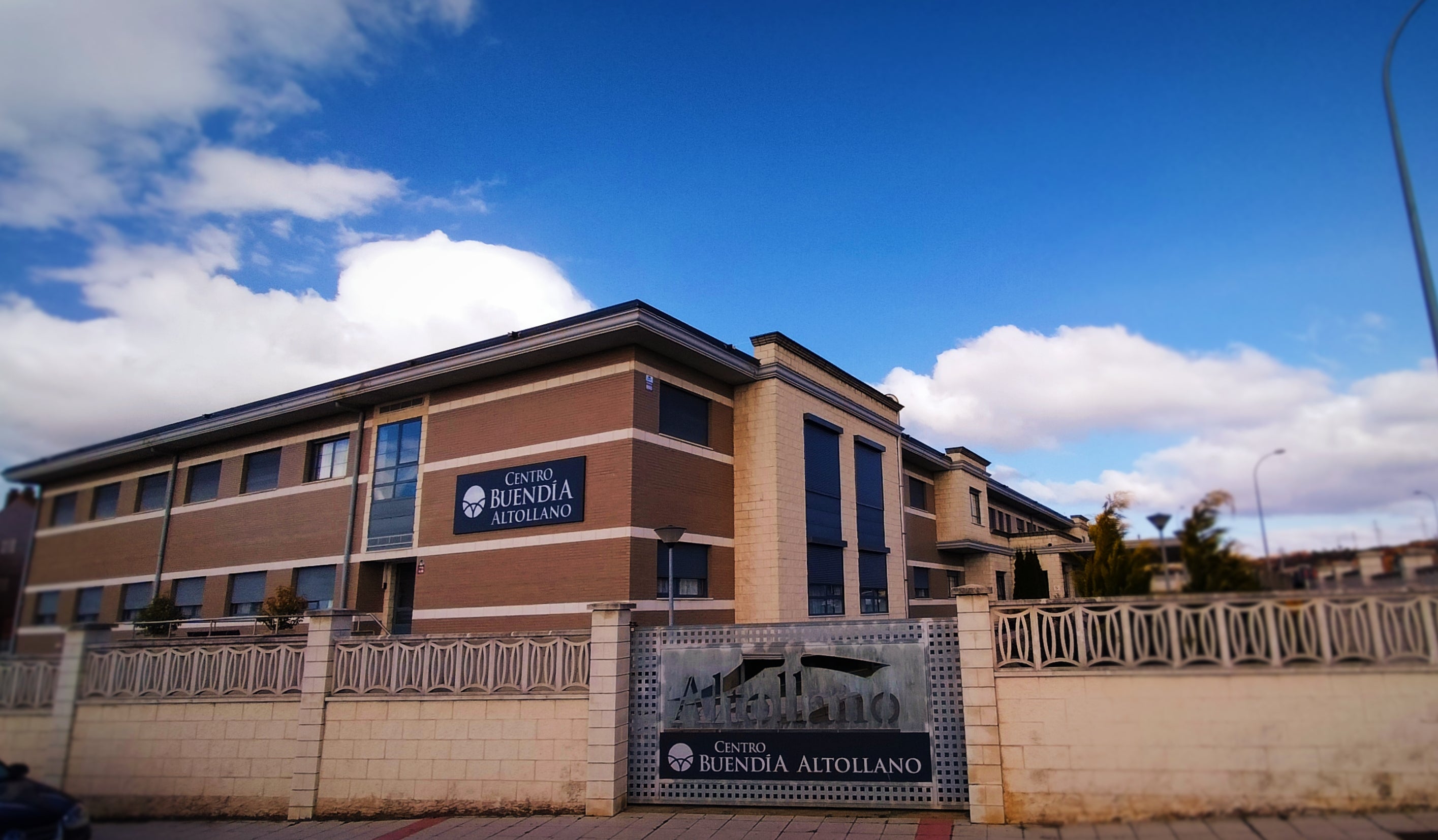 Más de Uno León 01/04/2022 - Especial desde Centro Buendía Altollano Más de Uno León 01/04/2022 - Especial desde Centro Buendía Altollano