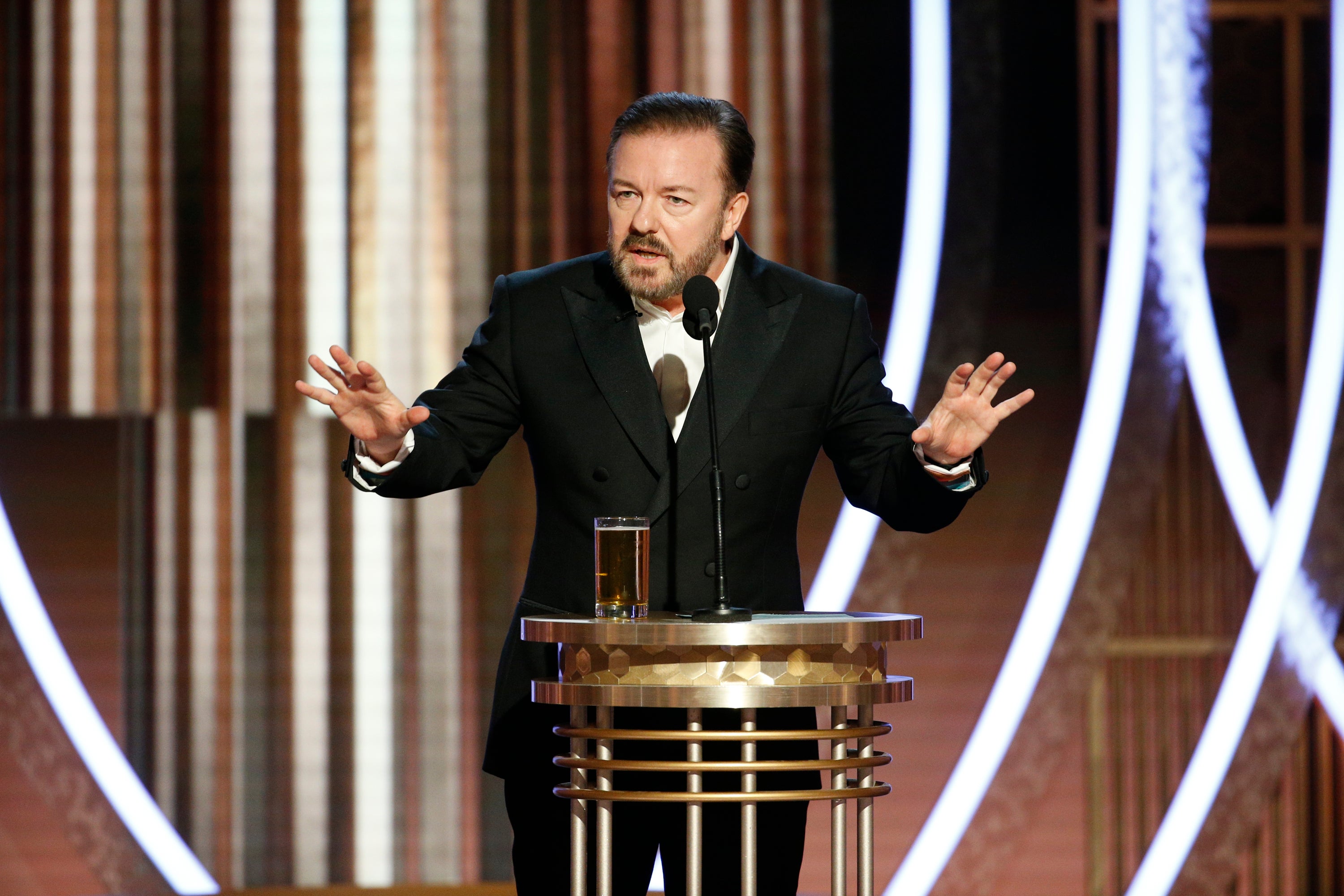 El chiste que habría hecho Ricky Gervais sobre la mujer de Will Smith El chiste que habría hecho Ricky Gervais sobre la mujer de Will Smith