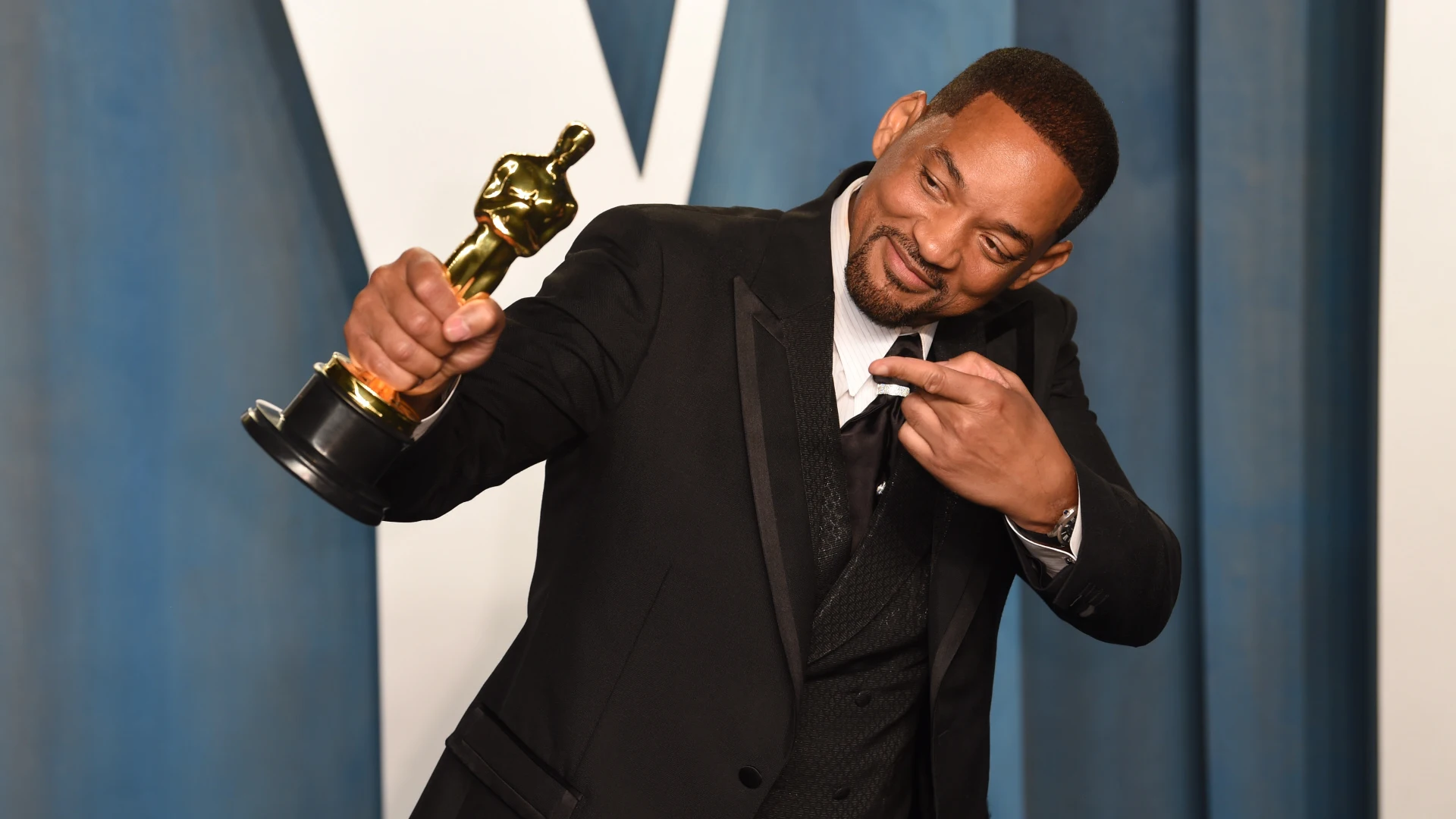 Will Smith abandona la Academia del Cine tras abofetear a Chris Rock en los Oscars Will Smith abandona la Academia del Cine tras abofetear a Chris Rock en los Oscars