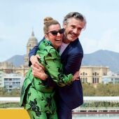 Los actores Leonardo Sbaraglia y Eva Llorach, en el photocall del Festival de Málaga para presentar 'Ámame'