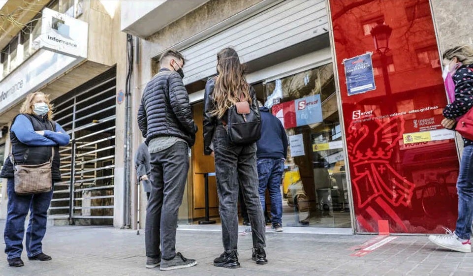 El paro sube en 108 personas en marzo en la Comunitat, hasta los 360.491 desempleados El paro sube en 108 personas en marzo en la Comunitat, hasta los 360.491 desempleados