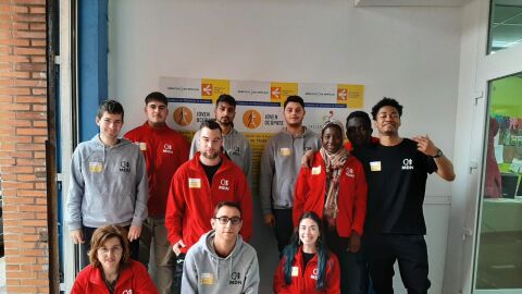 Alumnos del programa 'TICLab' de la Fundaci&oacute;n Mar de Niebla