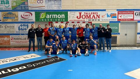 La plantilla del Uni&oacute;n Financiera Base Oviedo