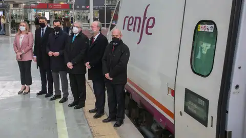 AVE MÁLAGA AVE MÁLAGA