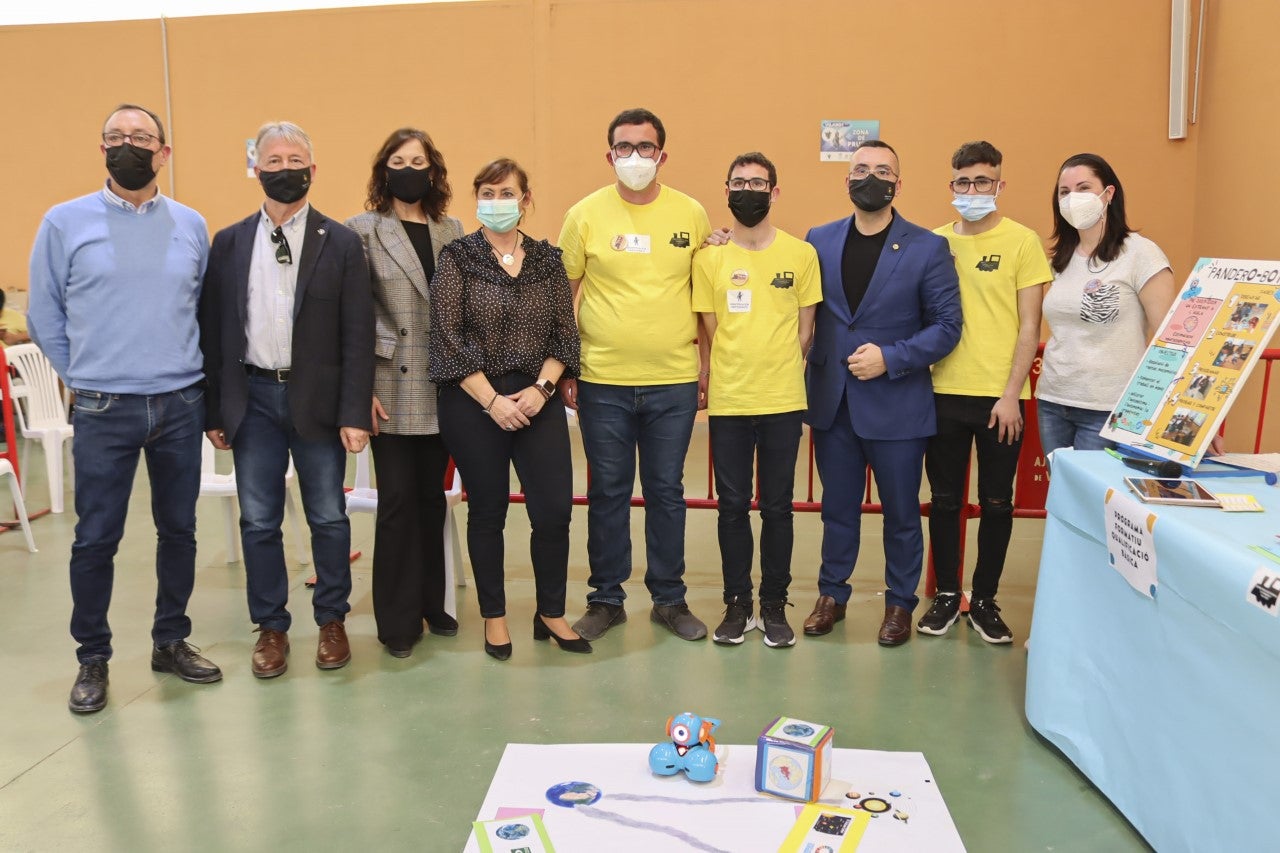 El colegio Fundación Flors ha celebrado la II edición de Vilabot El colegio Fundación Flors ha celebrado la II edición de Vilabot