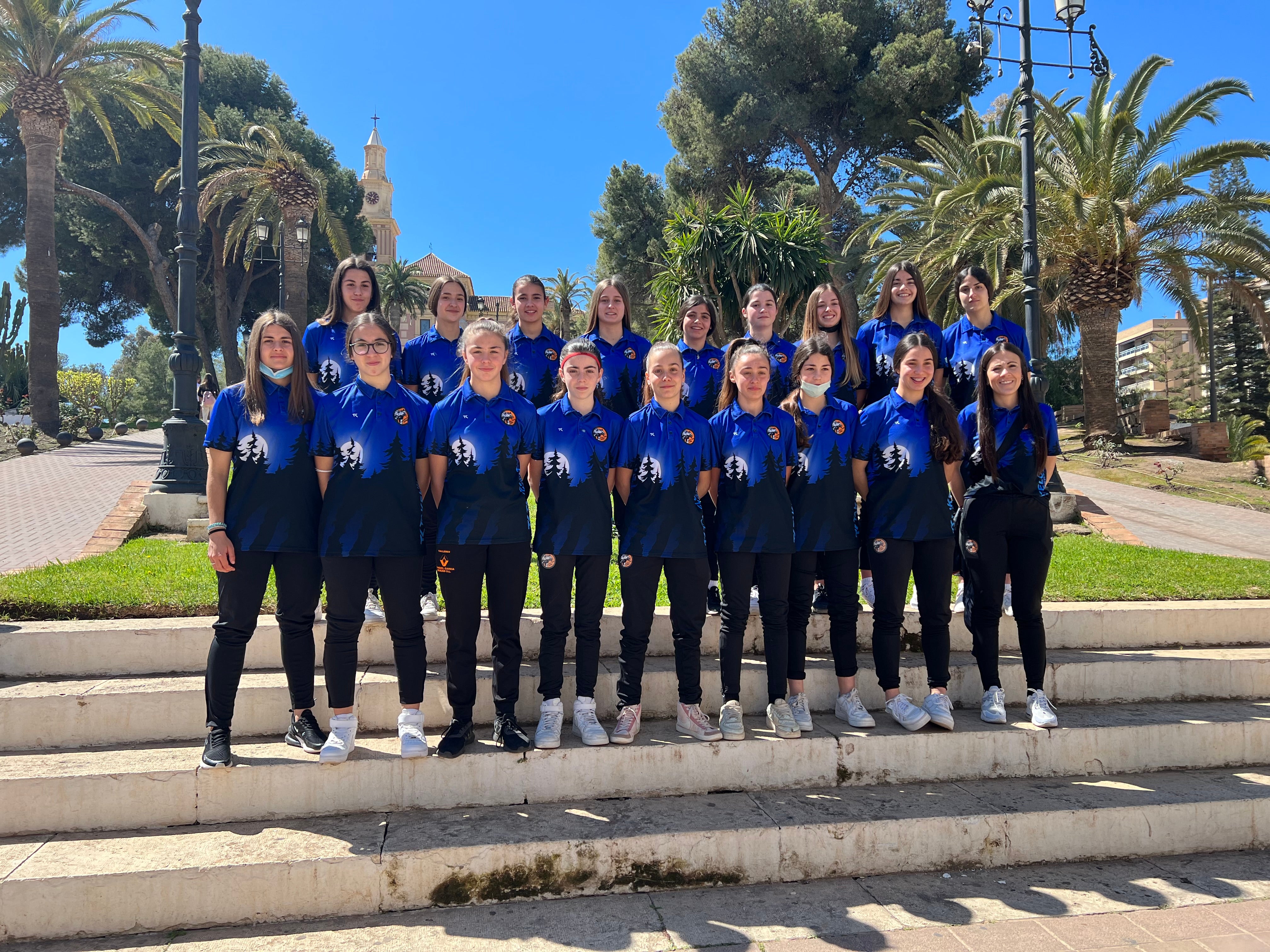 Inés y Andrea piden el apoyo de Motril para el partido de esta tarde Inés y Andrea piden el apoyo de Motril para el partido de esta tarde