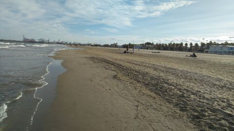 Playa de La Malva-rosa de Val&egrave;ncia