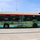 TMB ha presentat el primer autobús que funciona amb hidrogen verd TMB ha presentat el primer autobús que funciona amb hidrogen verd
