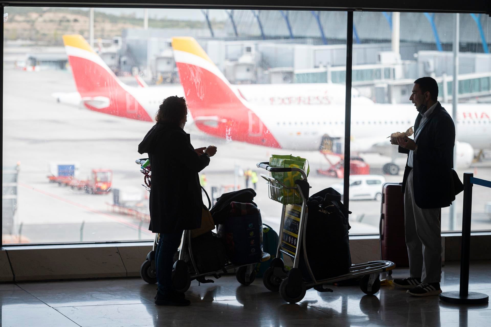 Semana Santa 2022: Estos son los requisitos Covid para viajar al extranjero y volver a España Semana Santa 2022: Estos son los requisitos Covid para viajar al extranjero y volver a España