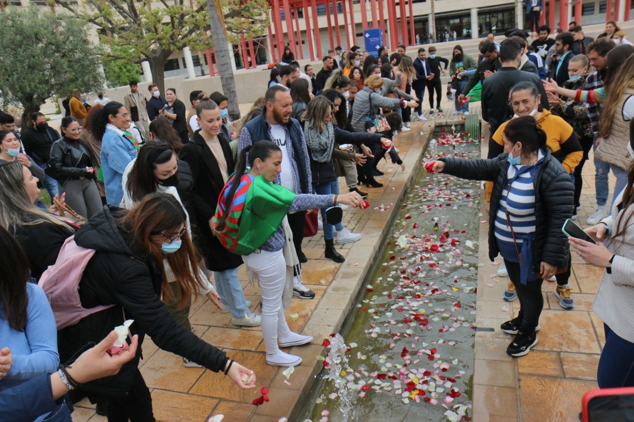 La Ceremonia del Río entre las actividades del Día del Pueblo Gitano en la Universidad de Alicante La Ceremonia del Río entre las actividades del Día del Pueblo Gitano en la Universidad de Alicante