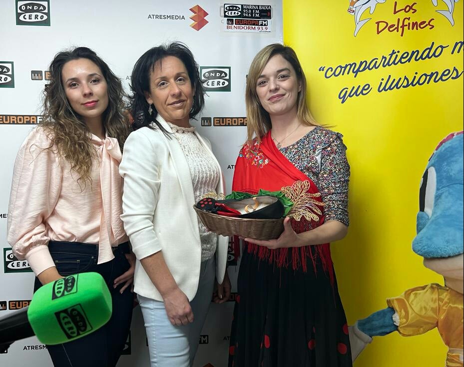 Mar de Ilusiones. Educar con Lucía Jiménez Mar de Ilusiones. Educar con Lucía Jiménez
