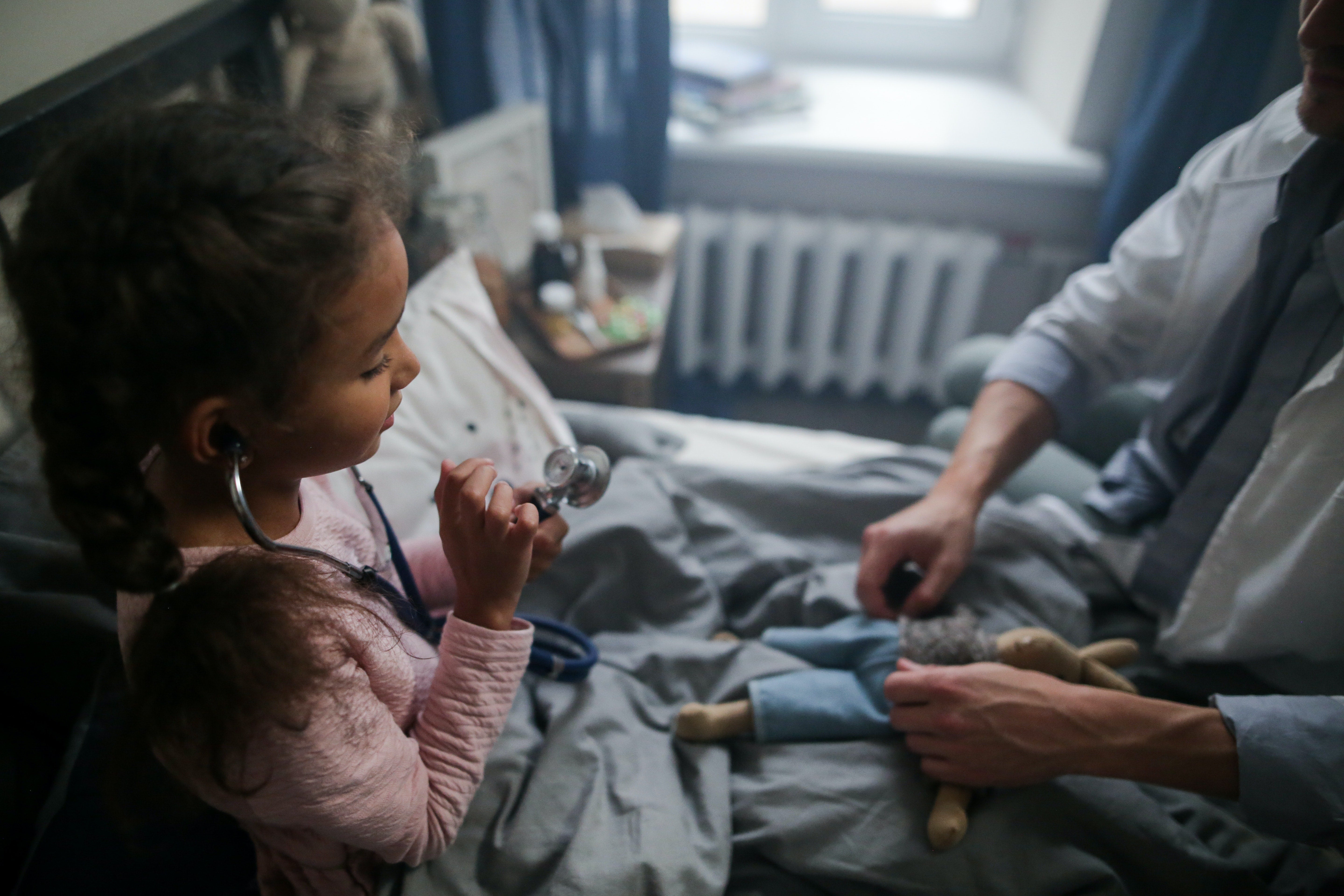 Sanidad contabiliza ya ocho casos de la hepatitis infantil aguda de origen desconocido: qué es y cuáles son sus síntomas Sanidad contabiliza ya ocho casos de la hepatitis infantil aguda de origen desconocido: qué es y cuáles son sus síntomas