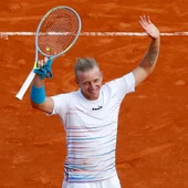 Davidovich prolonga su sueño en Montecarlo Davidovich prolonga su sueño en Montecarlo