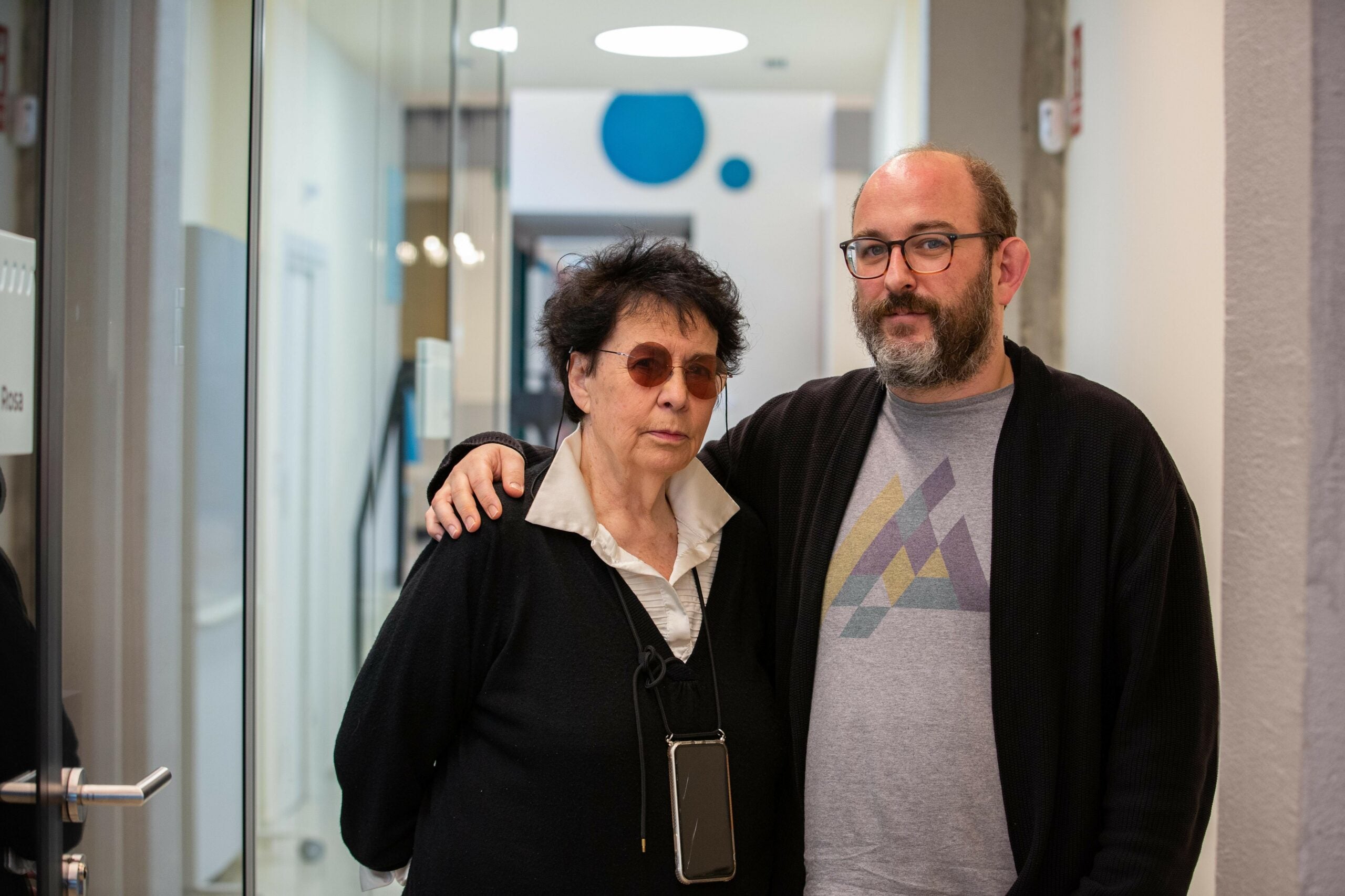 Lola Salvador: "Escribo muy temprano por la mañana, cuando querría seguir durmiendo" Lola Salvador: "Escribo muy temprano por la mañana, cuando querría seguir durmiendo"