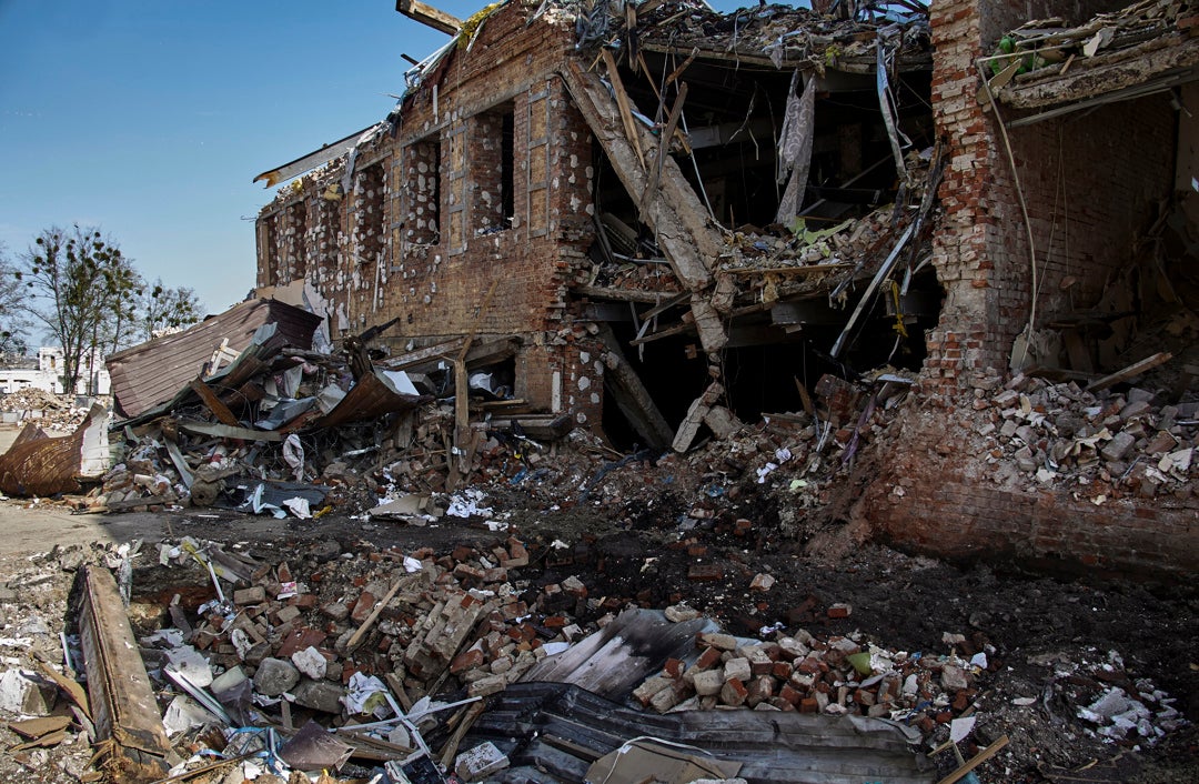 Rusia confirma un ataque contra una fábrica militar en las inmediaciones de Kiev Rusia confirma un ataque contra una fábrica militar en las inmediaciones de Kiev