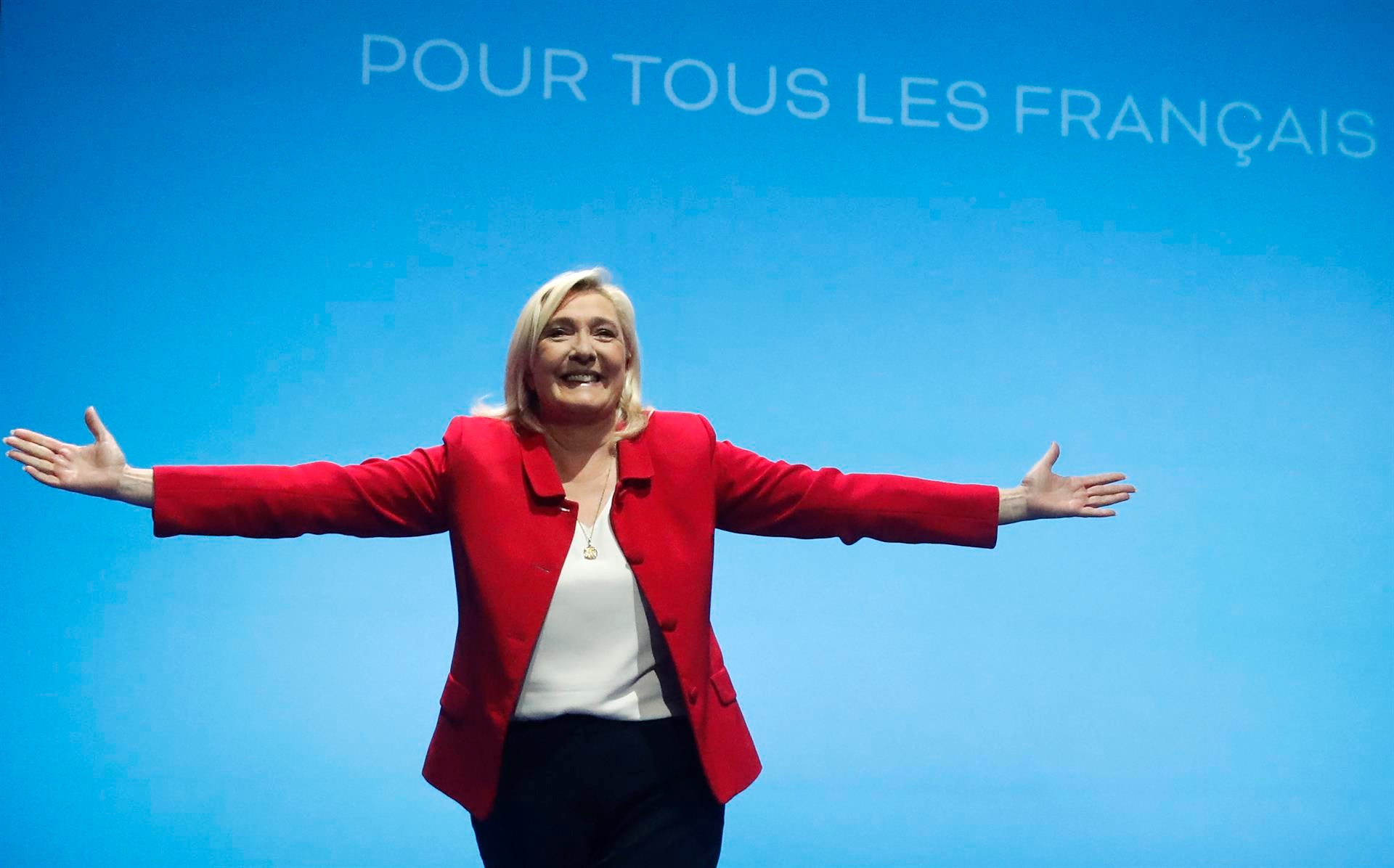 La Fiscalía de París investiga a Le Pen por malversación La Fiscalía de París investiga a Le Pen por malversación