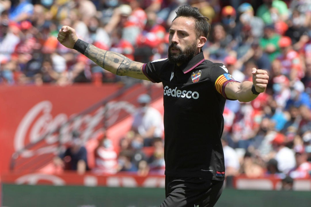 El arranque del mercado granota habla de Morales y Pepelu El arranque del mercado granota habla de Morales y Pepelu