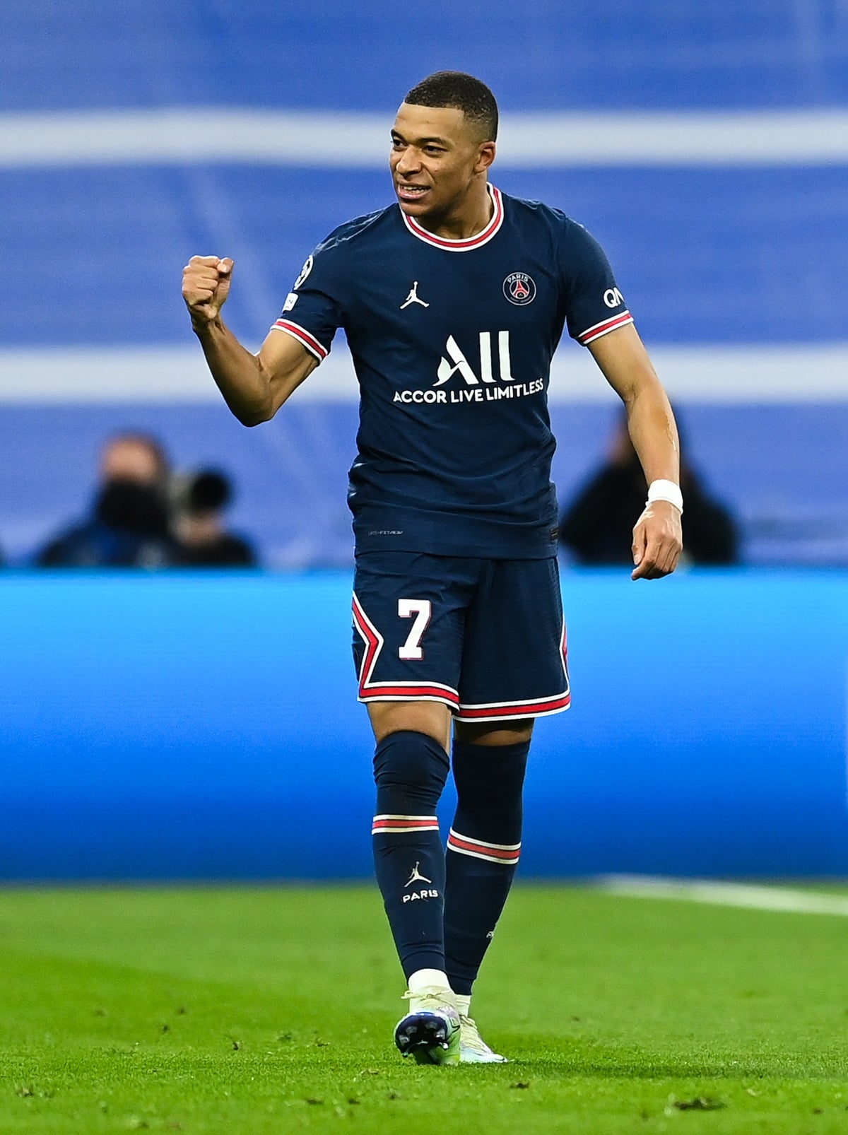 Mbappé se queda en el PSG, según L'Equipe Mbappé se queda en el PSG, según L'Equipe