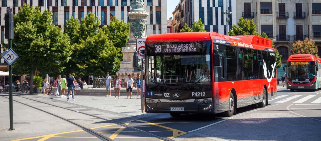 La huelga del bus se endurece, pero siguen las negociaciones La huelga del bus se endurece, pero siguen las negociaciones