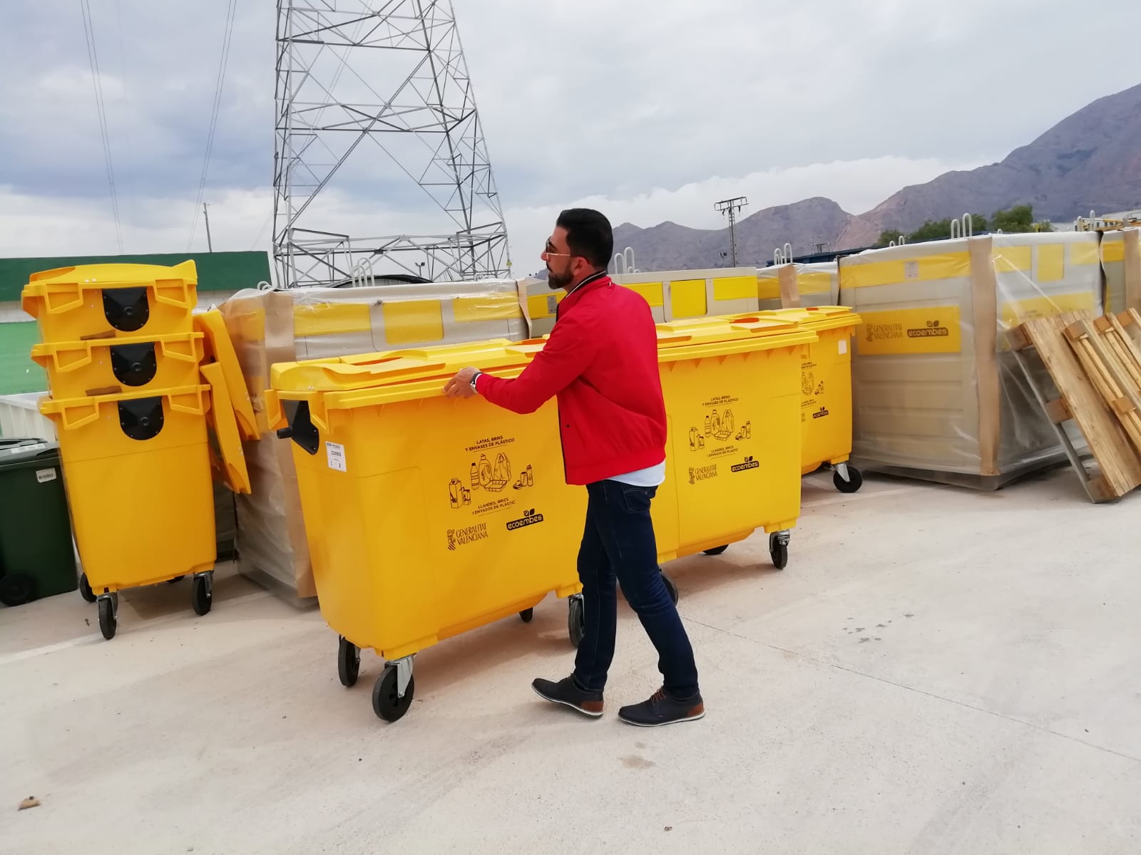 Orihuela mejora la recogida selectiva de residuos urbanos en origen Orihuela mejora la recogida selectiva de residuos urbanos en origen