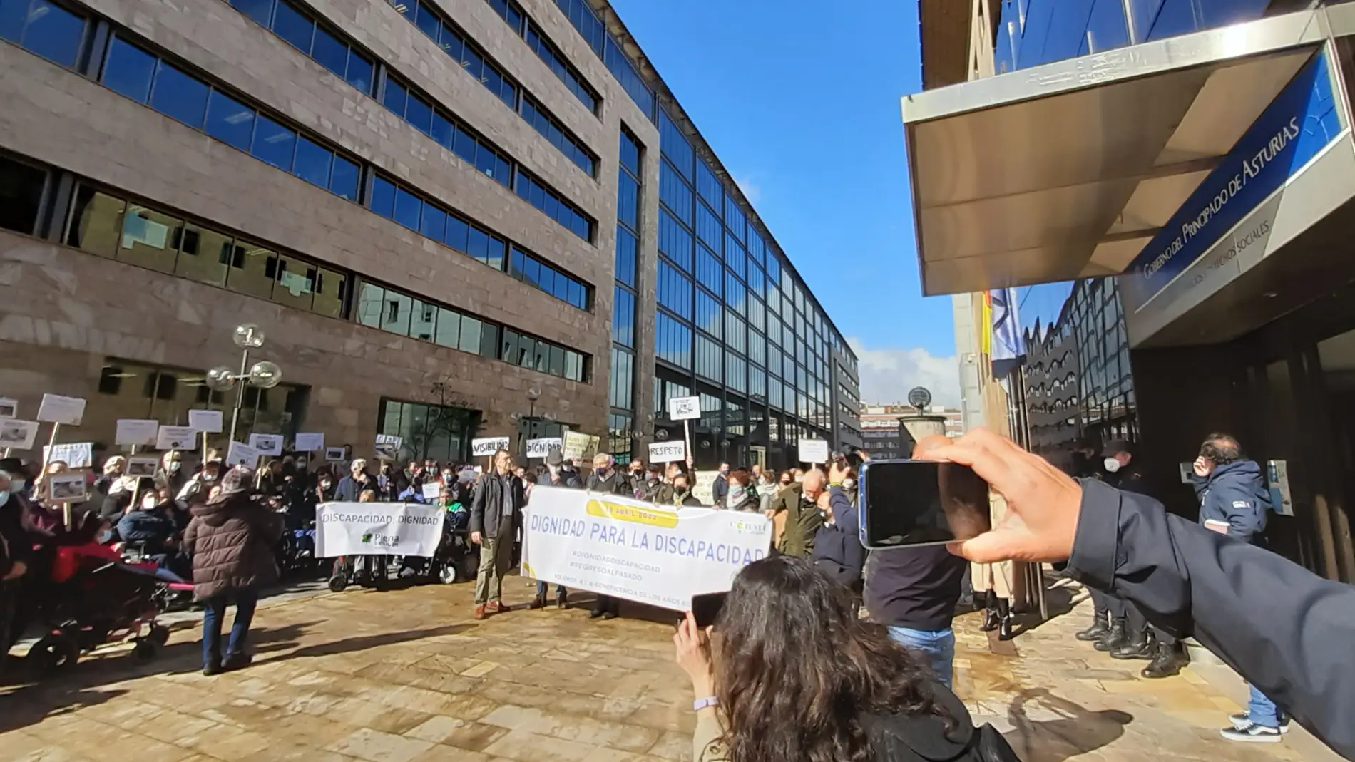 El CERMI exige al Principado el dinero del plan de acción concertada El CERMI exige al Principado el dinero del plan de acción concertada
