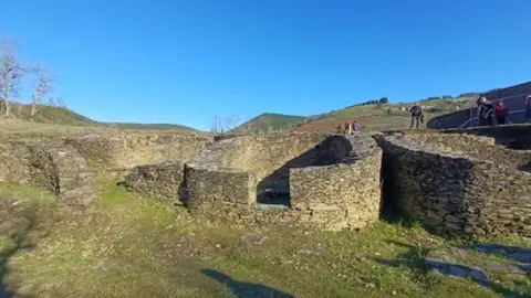 Castro de Santa María en Cervantes Carretera y Manta con Carlos Díaz