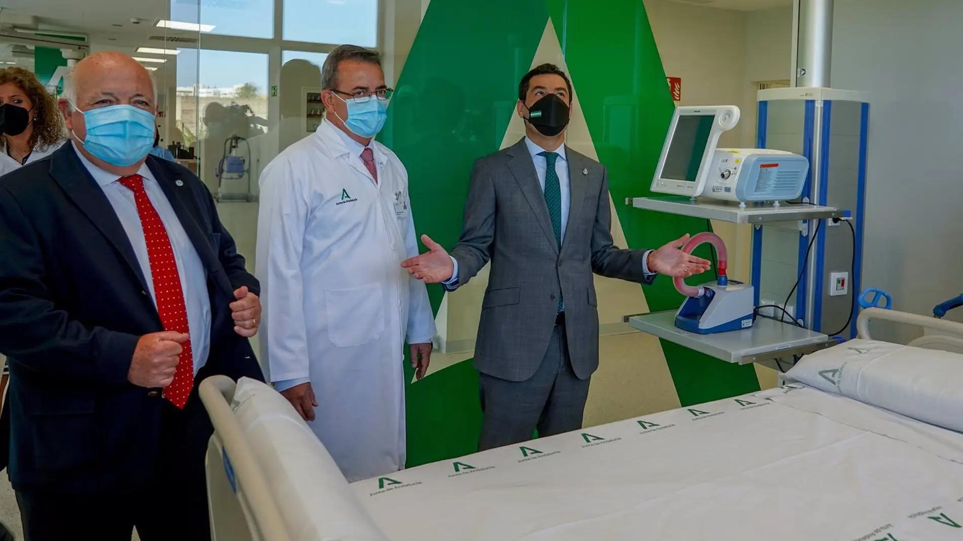 El Hospital Militar estrena el bloque quirúrgico con 17 quirófanos y 25 camas UCI