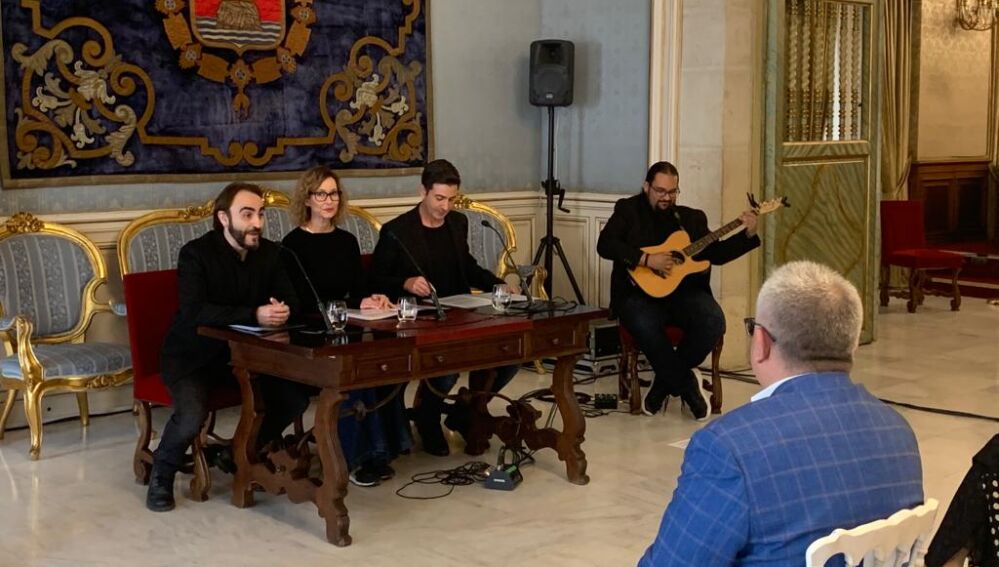 Lectura de El Quijote en el Ayuntamiento de Alicante