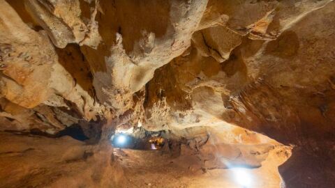 Cueva de la Victoria, en Rinc&oacute;n de la Victoria (M&aacute;laga)