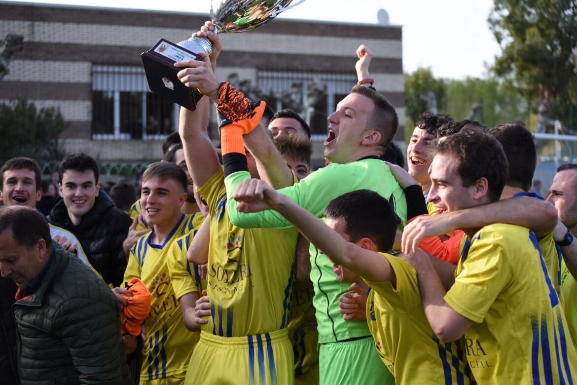 Jon Pérez 'Txaplin': "La victoria fue el colofón al gran ambiente" Jon Pérez 'Txaplin': "La victoria fue el colofón al gran ambiente"