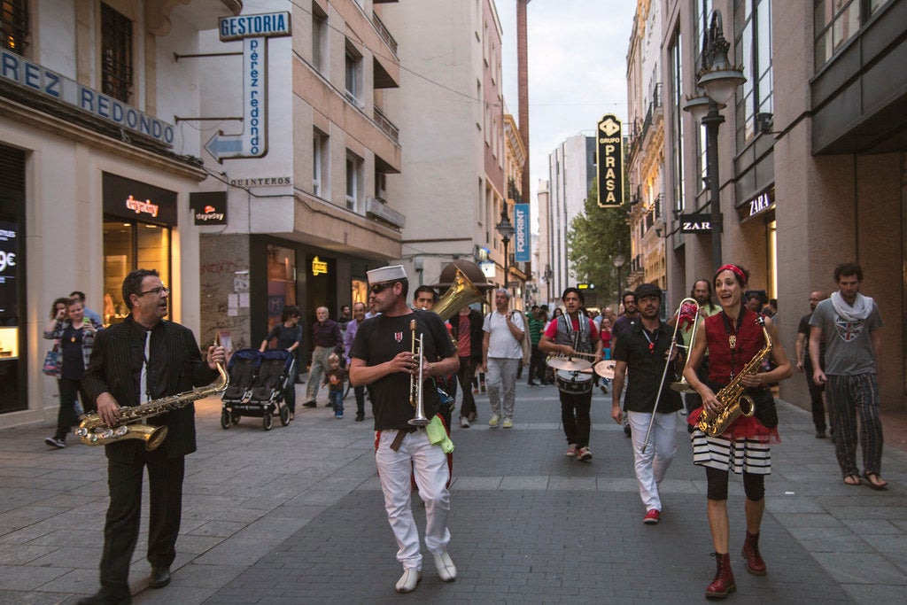 Piden la suspensión del mercado de primavera Piden la suspensión del mercado de primavera