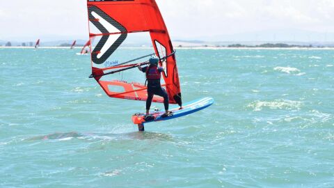 windsurf