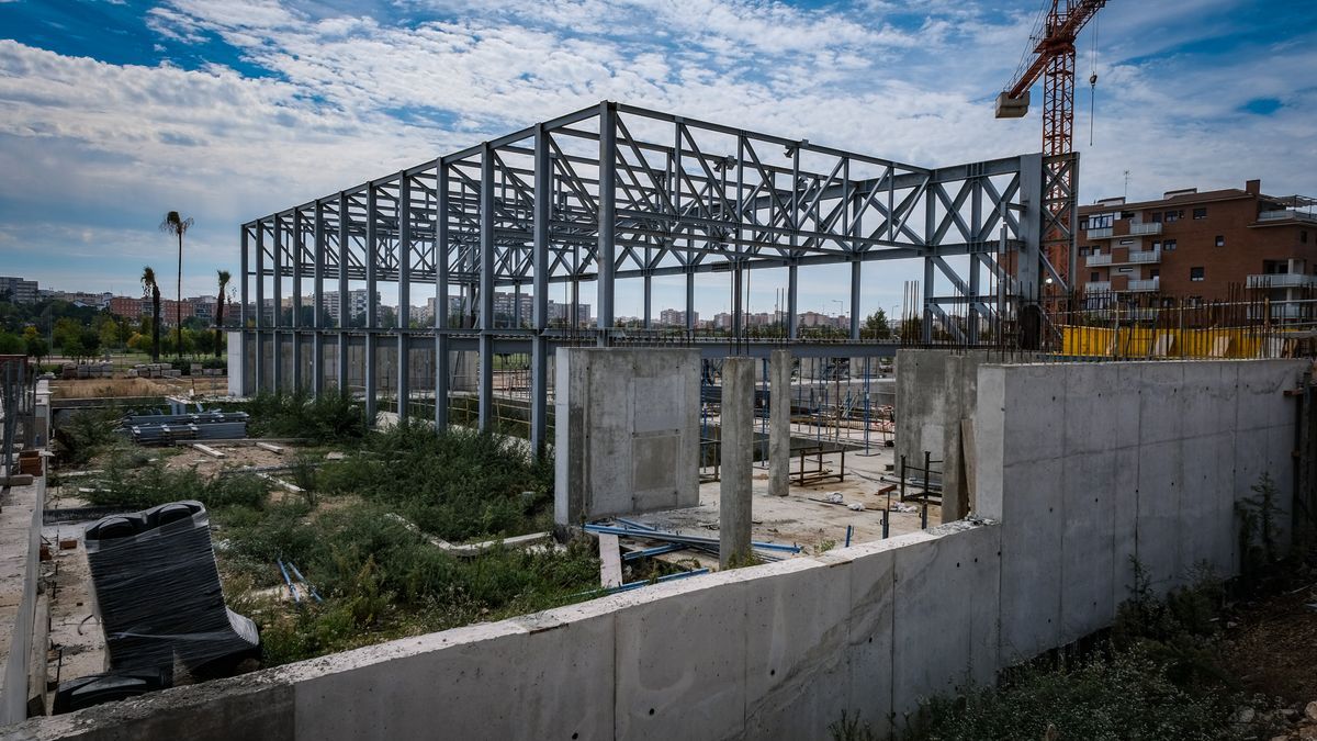 La Junta aprueba 3,9 millones de euros para una piscina olímpica climatizada y otra exterior en Badajoz La Junta aprueba 3,9 millones de euros para una piscina olímpica climatizada y otra exterior en Badajoz