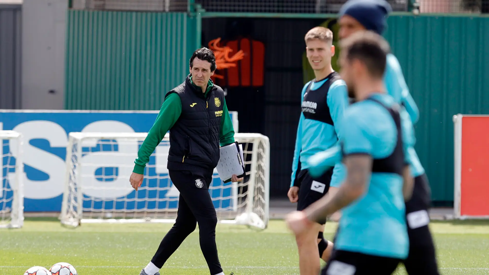 Emery dirige el entrenamiento del Villarreal
