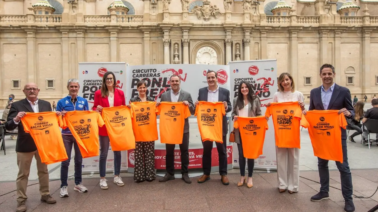 La carrera Ponle Freno está organizada por Atresmedia, con la colaboración de Zaragoza Deporte y Fundación AXA La carrera Ponle Freno está organizada por Atresmedia, con la colaboración de Zaragoza Deporte y Fundación AXA