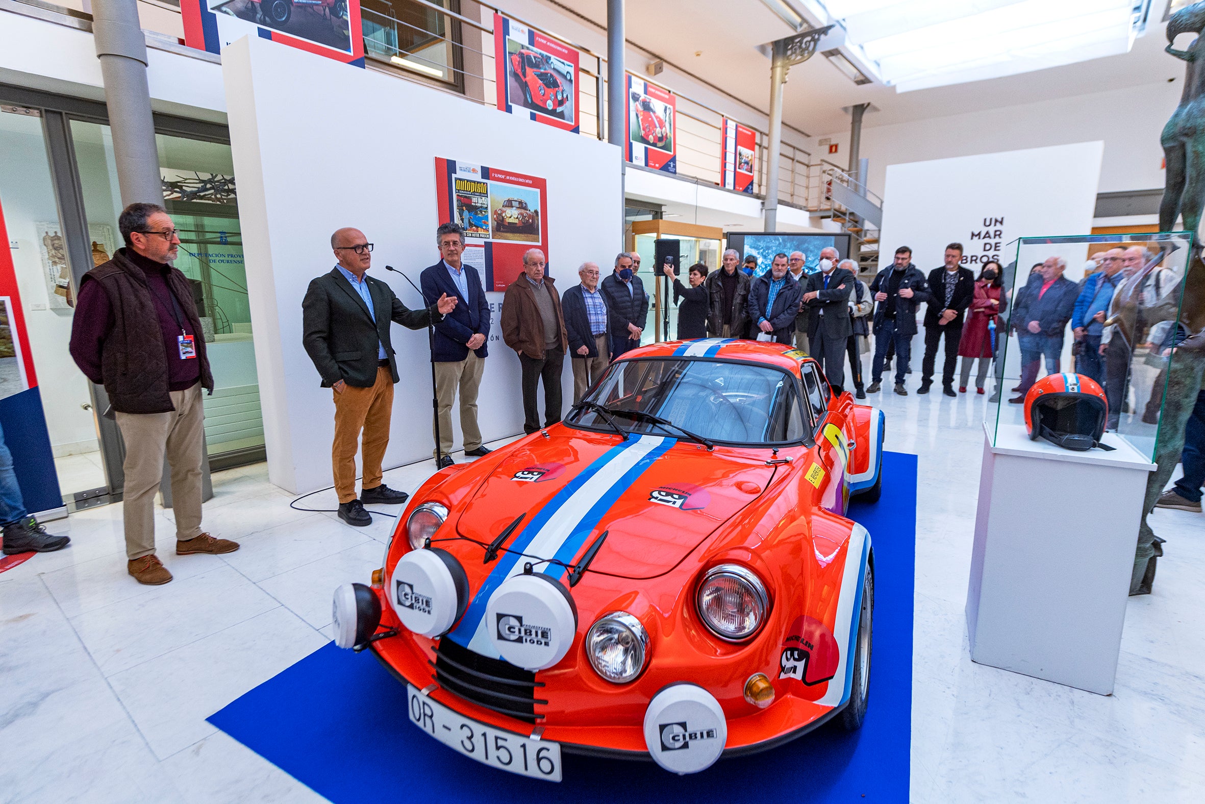O Alpinche "un coche de tendencia é vangarda unha autentica obra de arte" O Alpinche "un coche de tendencia é vangarda unha autentica obra de arte"